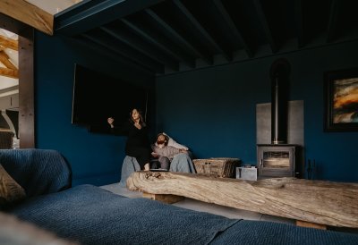 Waarom diepe blauwtinten nu overal in huis opduiken
